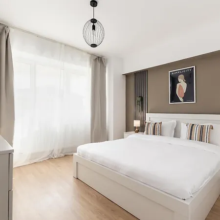 Simplicity Bucureşti