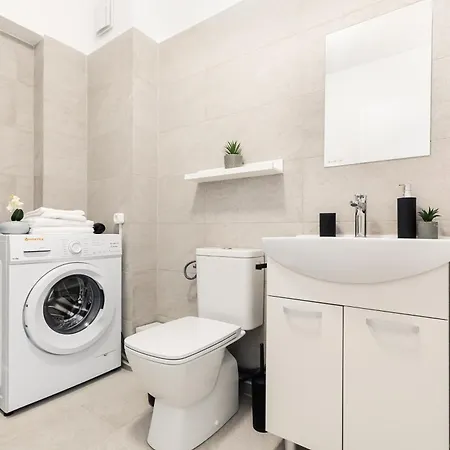 Apartment Simplicity