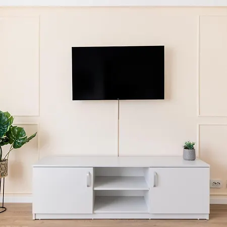 Simplicity Apartment *