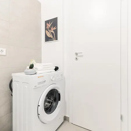 Simplicity Бухарест