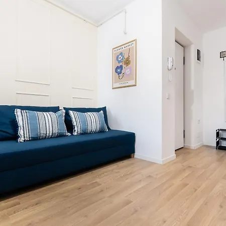 Apartment Simplicity *