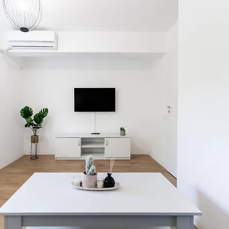 Apartment Simplicity Bucharest