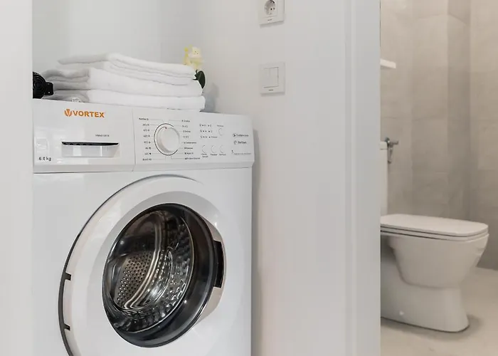 Simplicity * בוקרשט