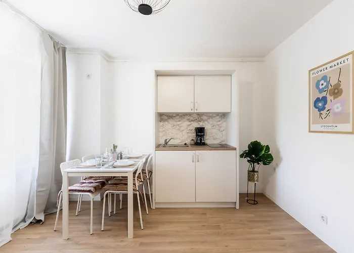 Apartment Simplicity