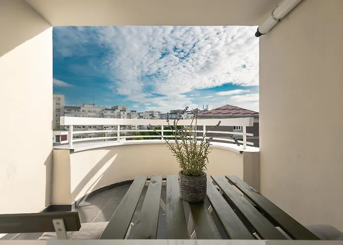 Simplicity בוקרשט