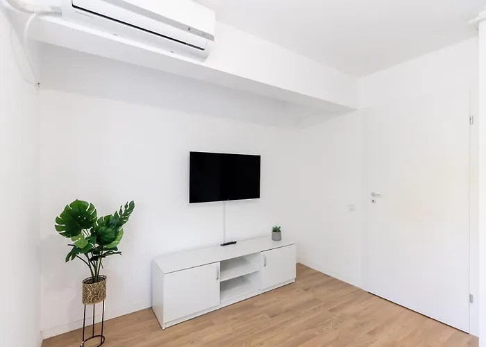 Simplicity * בוקרשט