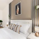 Simplicity Apartment