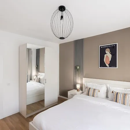 Apartment Simplicity *