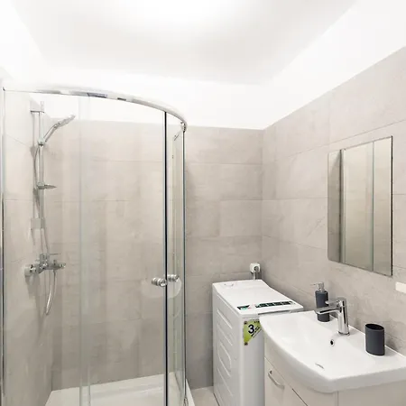 Simplicity Apartment *