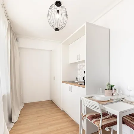 Simplicity * Βουκουρέστι